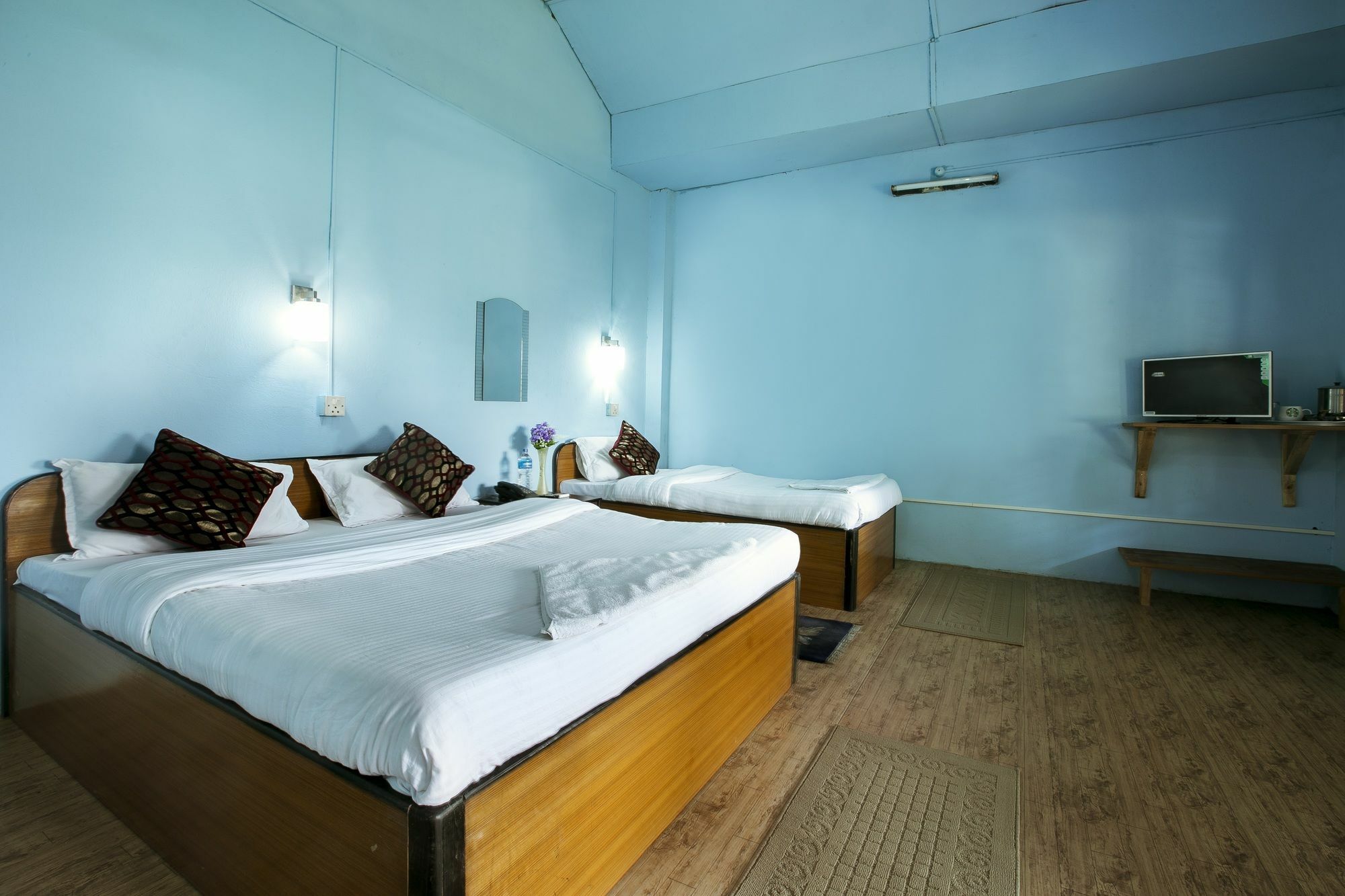 Sauraha Nana Hotel エクステリア 写真